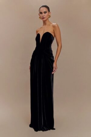 Velvet Elegance Plunge Black Gown – view 2